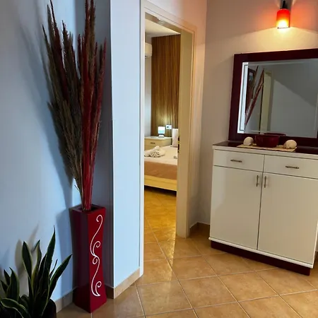 Roboci Apartament *