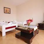 Roboci * Saranda