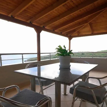 Apartment Vila Roboci *