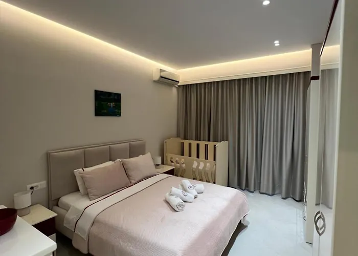 Roboci 公寓 Sarandë